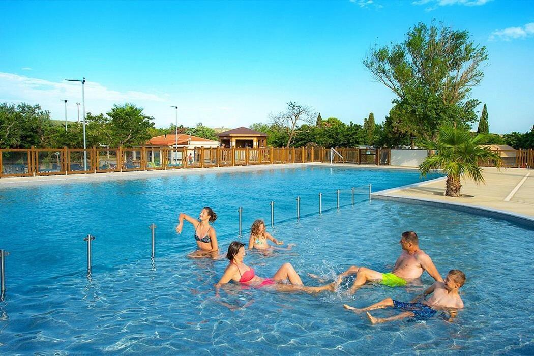 Entre Mer Et Roseaux - Piscine - Proche Centre Et Mer - Petfriendly Port-la-Nouvelle Extérieur photo